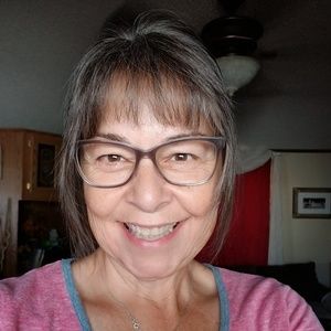 Meet your Posher, Sandi